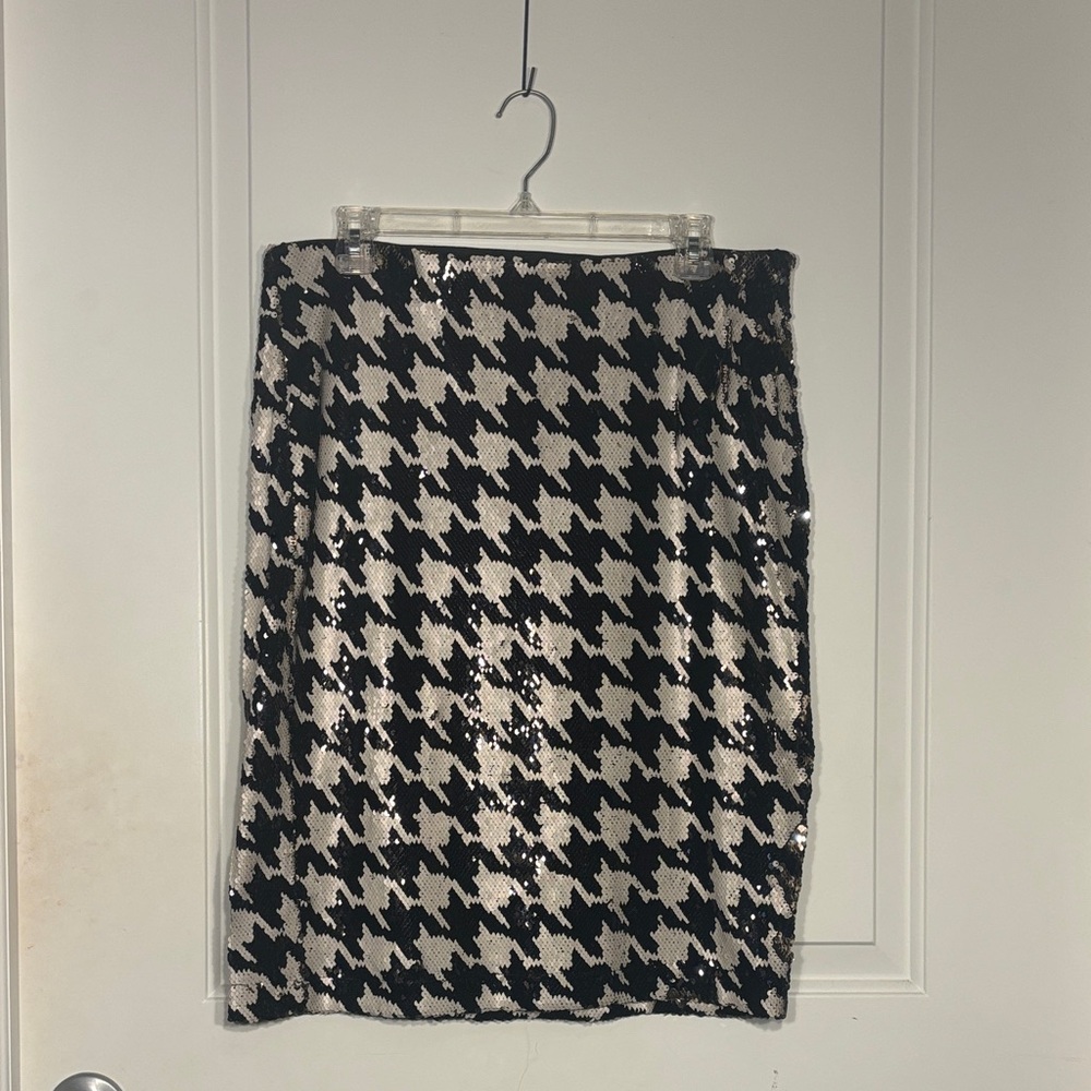 Sequin Houndstooth Pencil Skirt - Black & White